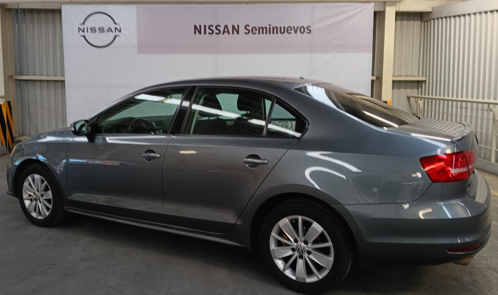 2015 Volkswagen JETTA 4 PTS TRENDLINE 25L RA-16TIPTRONIC